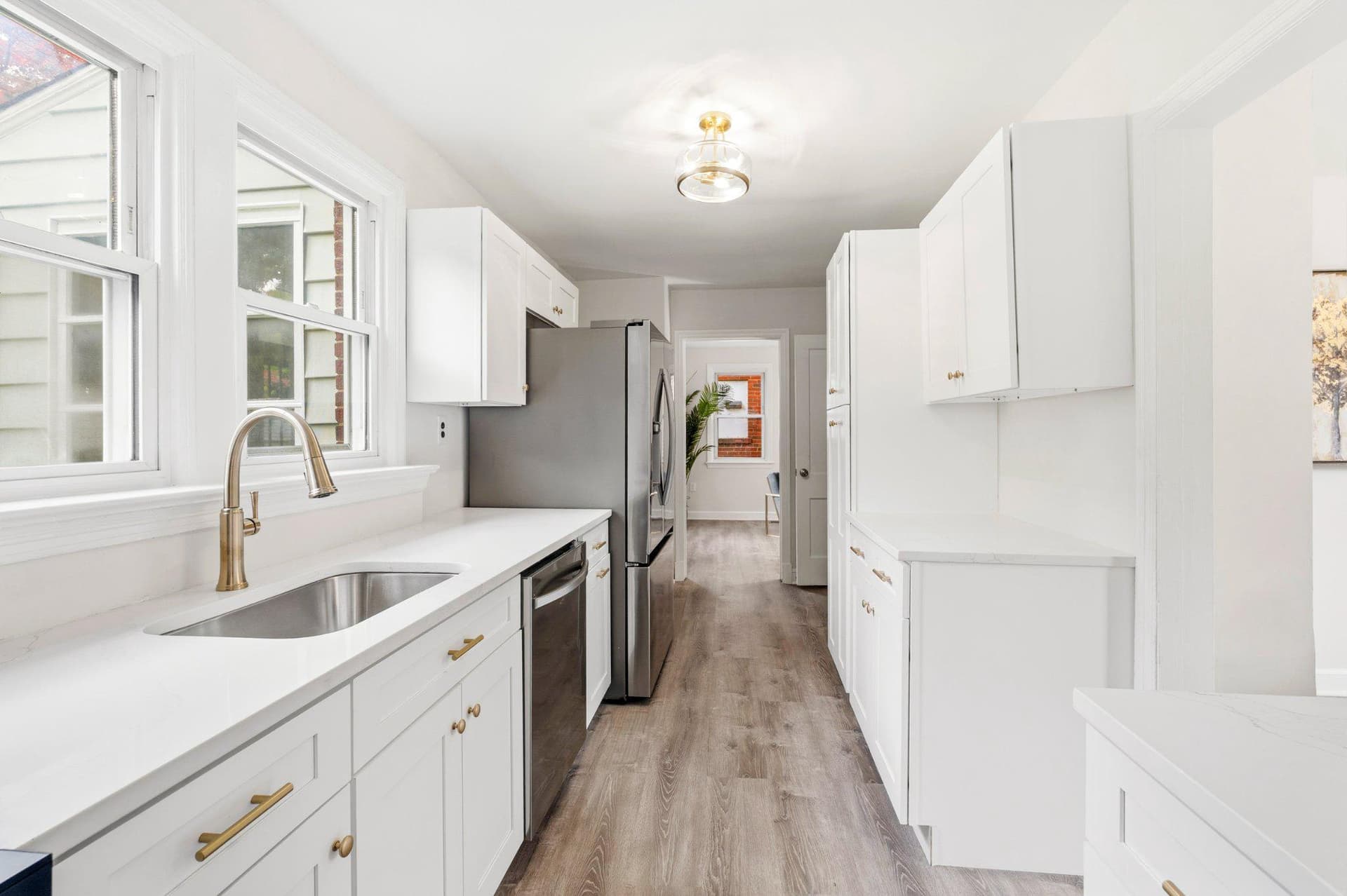 1115 42nd Street NE photo 6