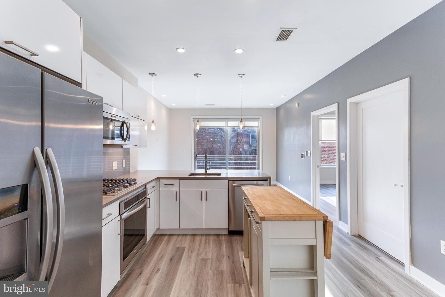 1350 Maryland Avenue NE #116 photo 5