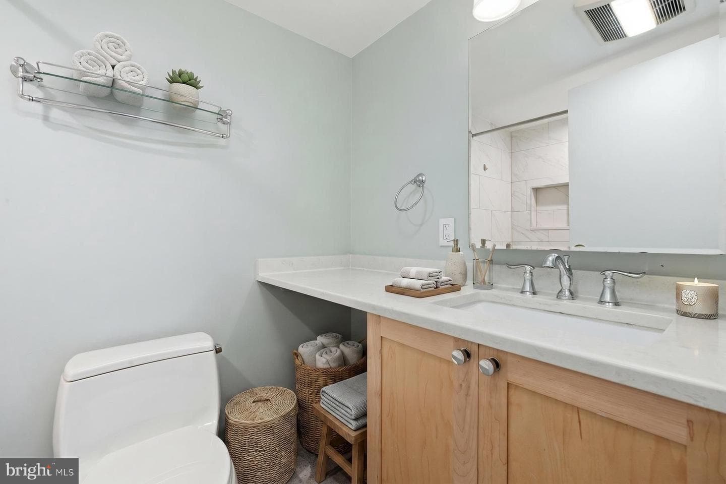 2501 Calvert Street NW #310 photo 5
