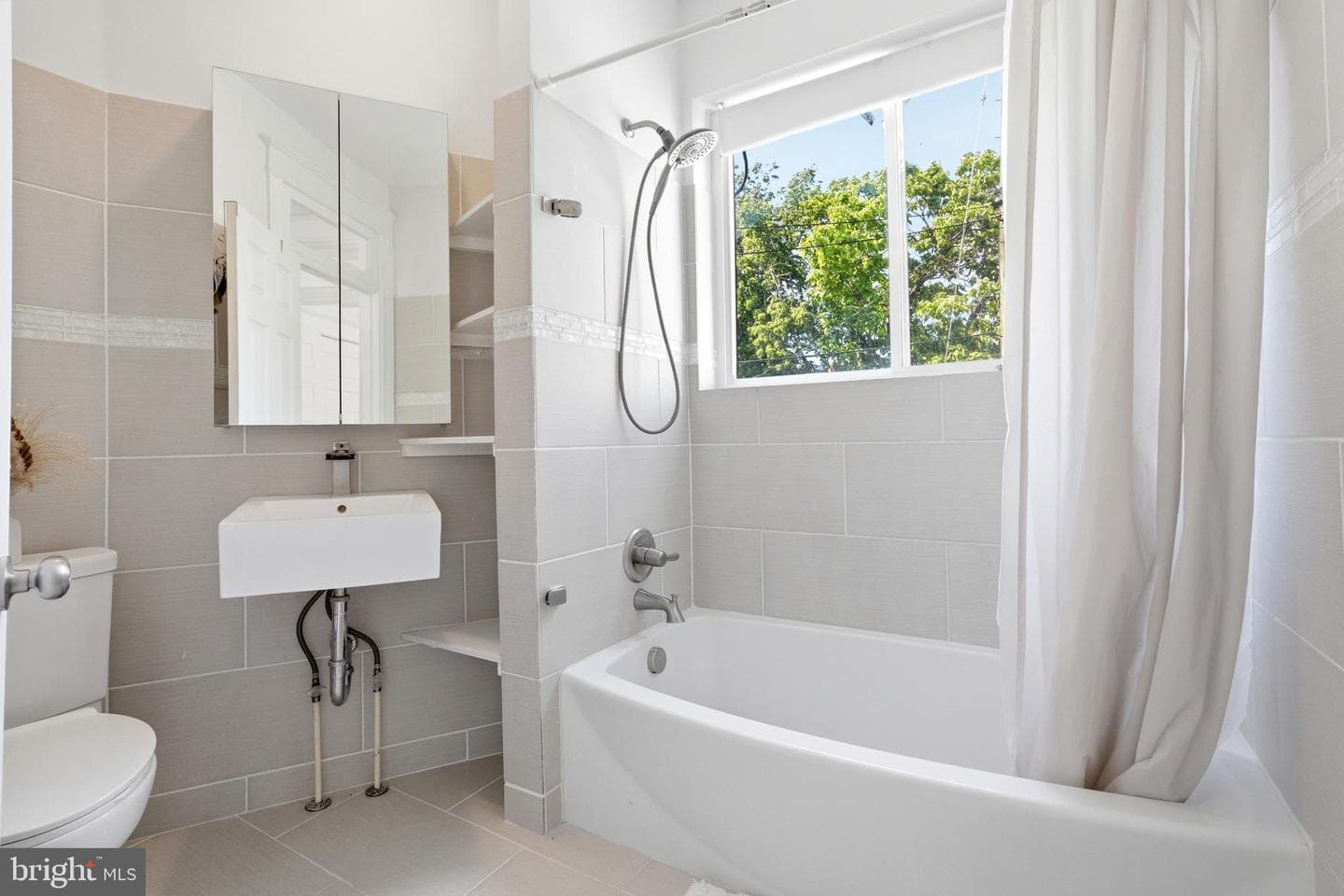 517 Taylor Street NW photo 34