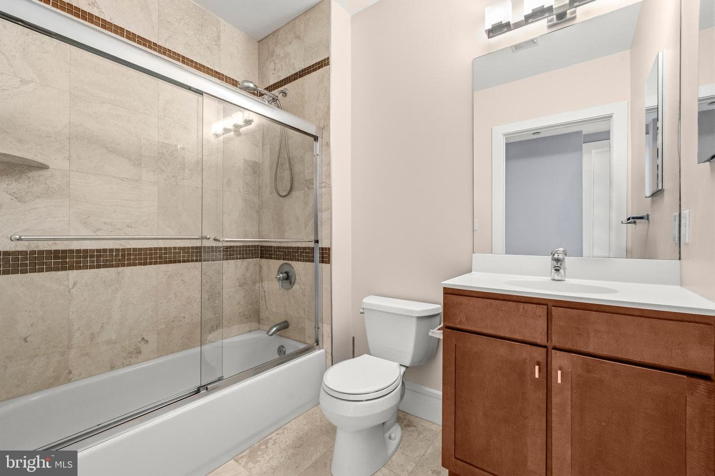 1654 Euclid Street NW #205 photo 22
