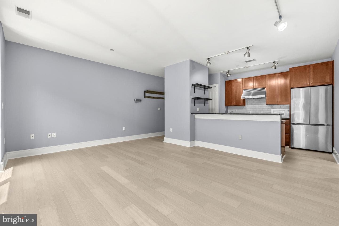 1654 Euclid Street NW #205 photo 6