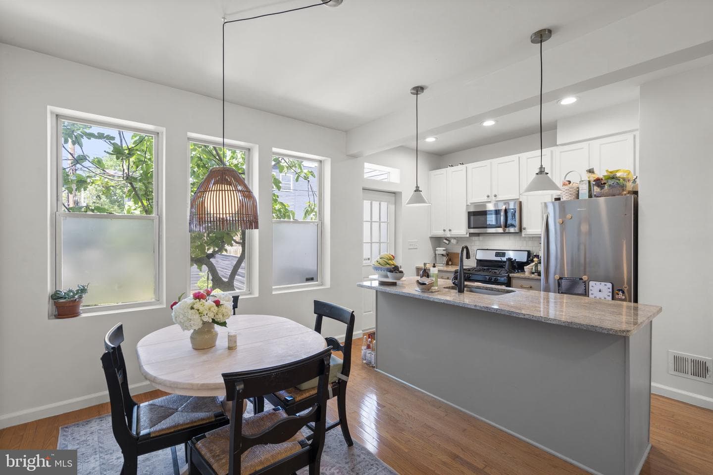1712 M Street NE photo 4