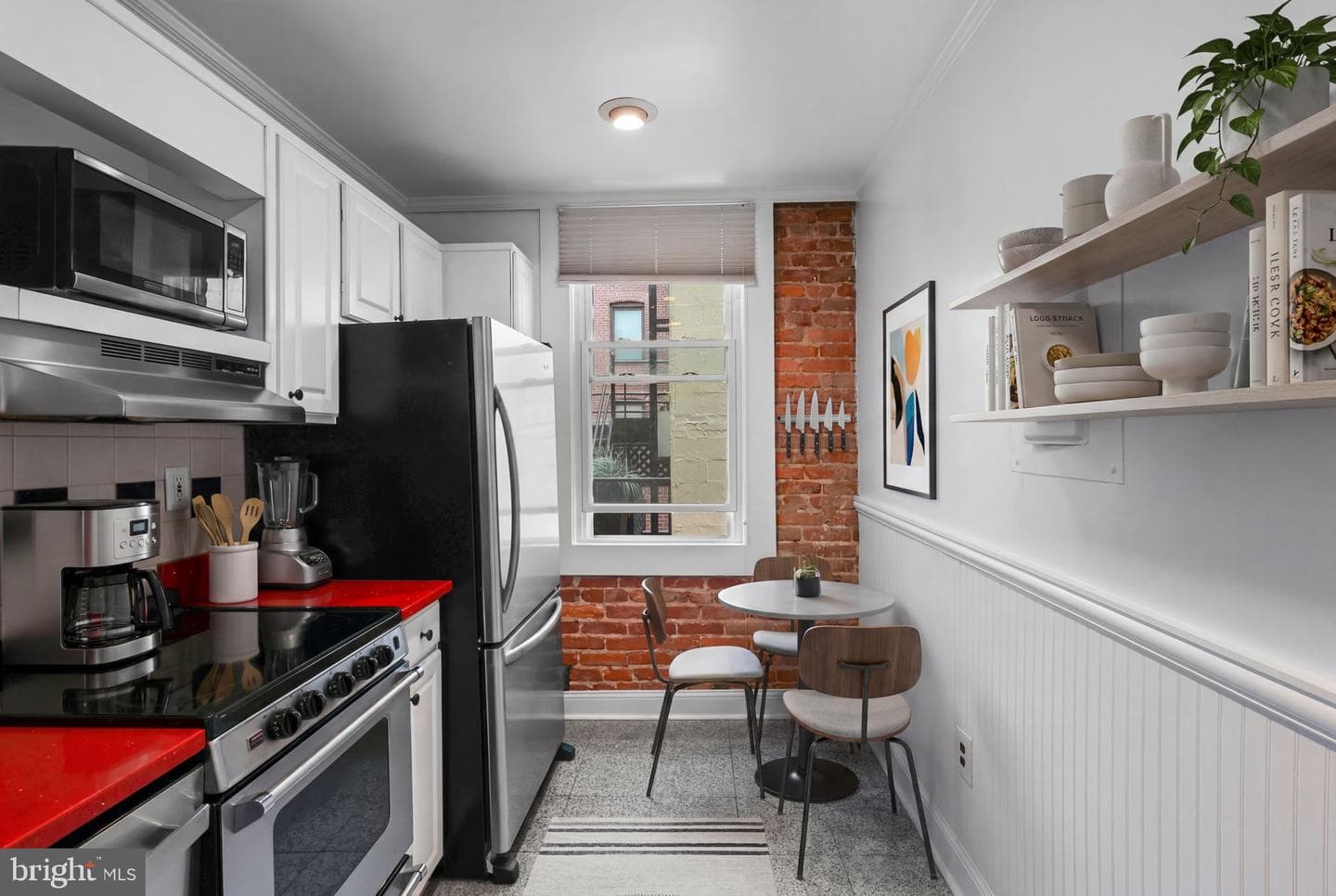 1810 California Street NW #204 photo 3