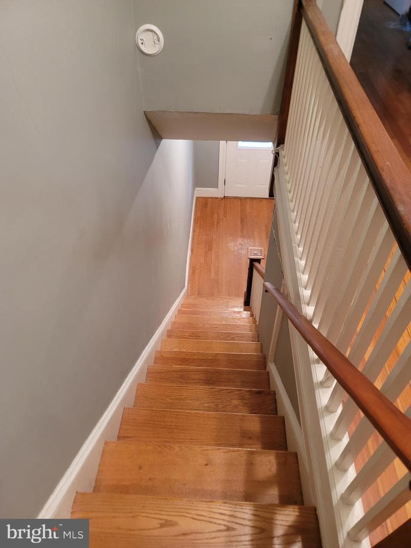 523 Crittenden Street NW photo 11