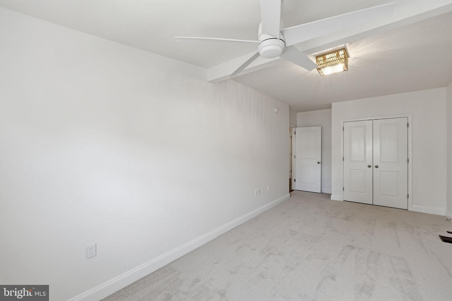 2429 3rd Street NE photo 29
