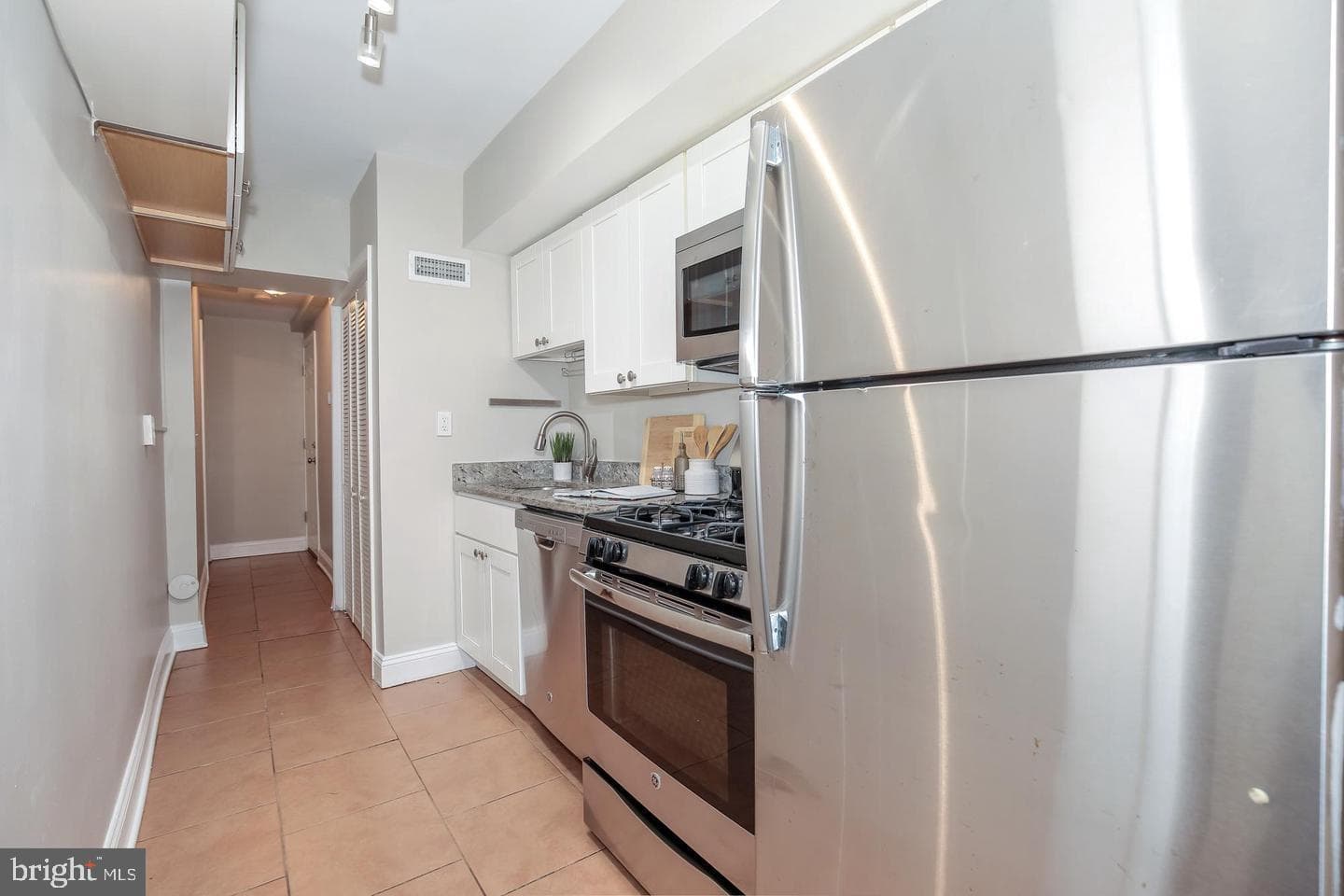 1251 Meigs Place NE #1 photo 7