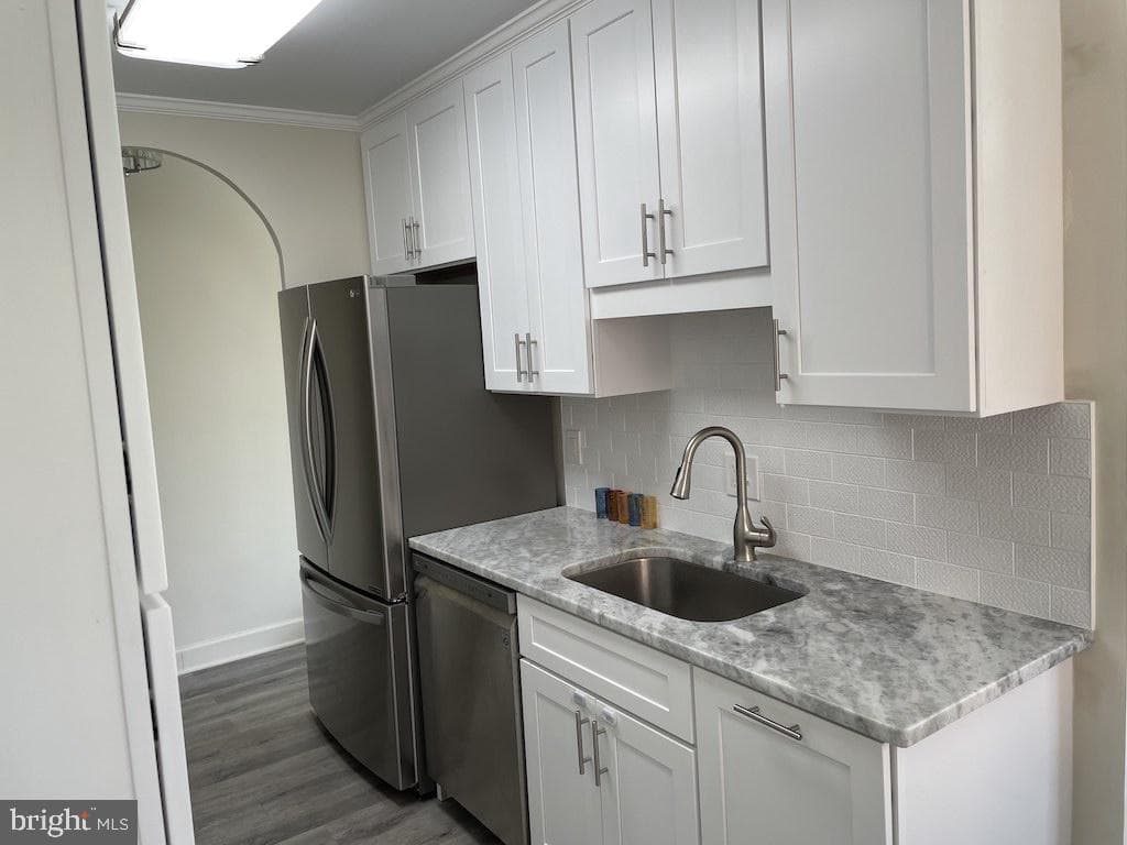 4000 Tunlaw Road NW #516 photo 5