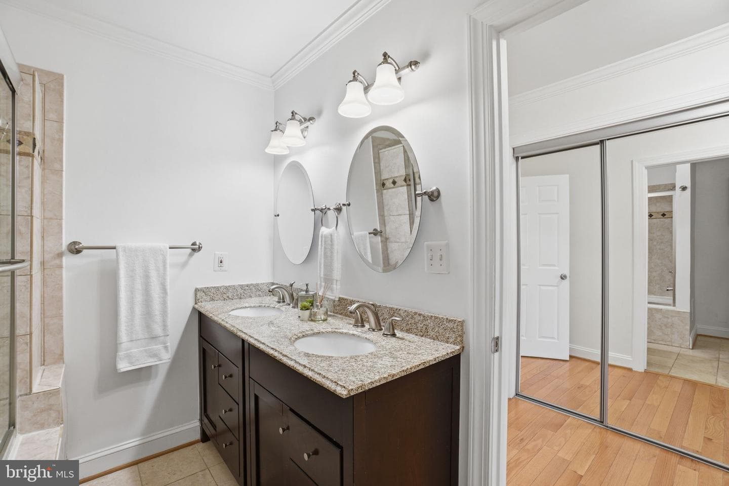 2022 C Street NE photo 16