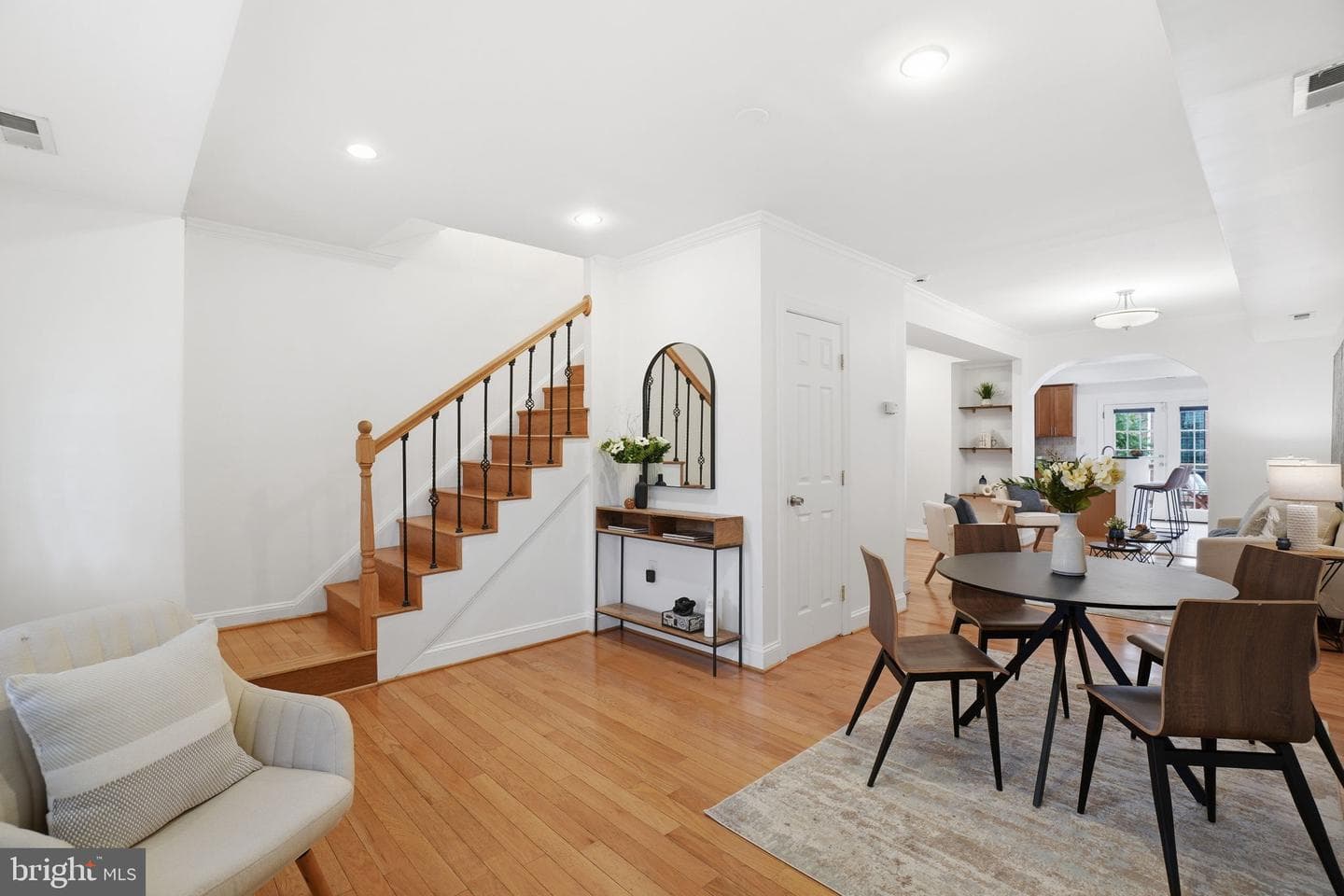 2022 C Street NE photo 5