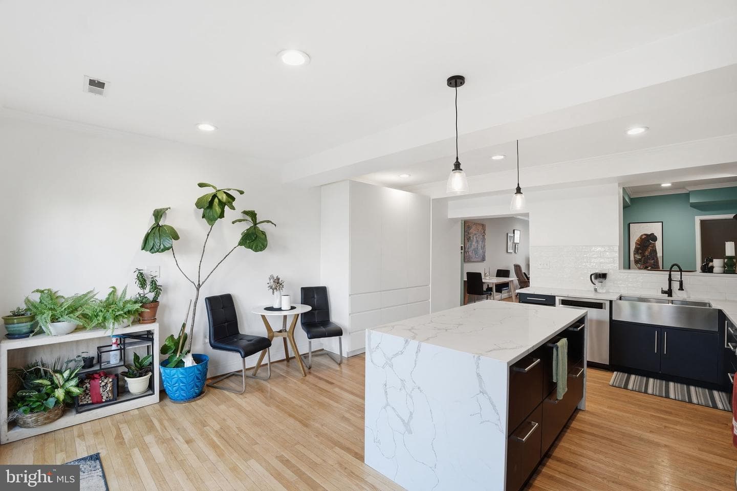 512 Buchanan Street NW photo 4