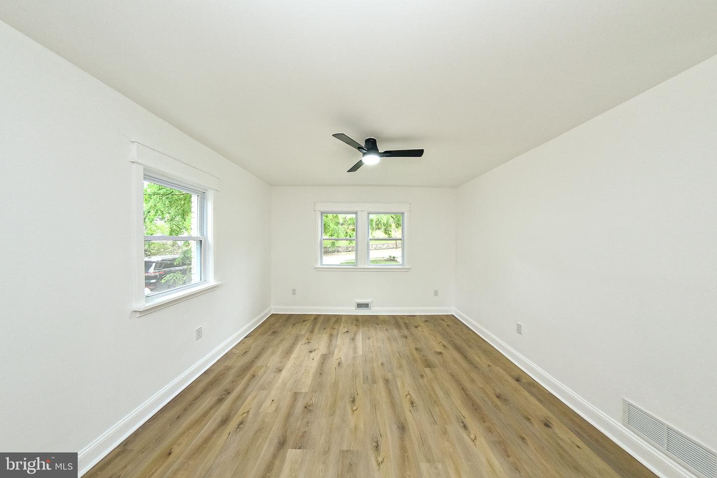 3704 Suitland Road SE photo 35