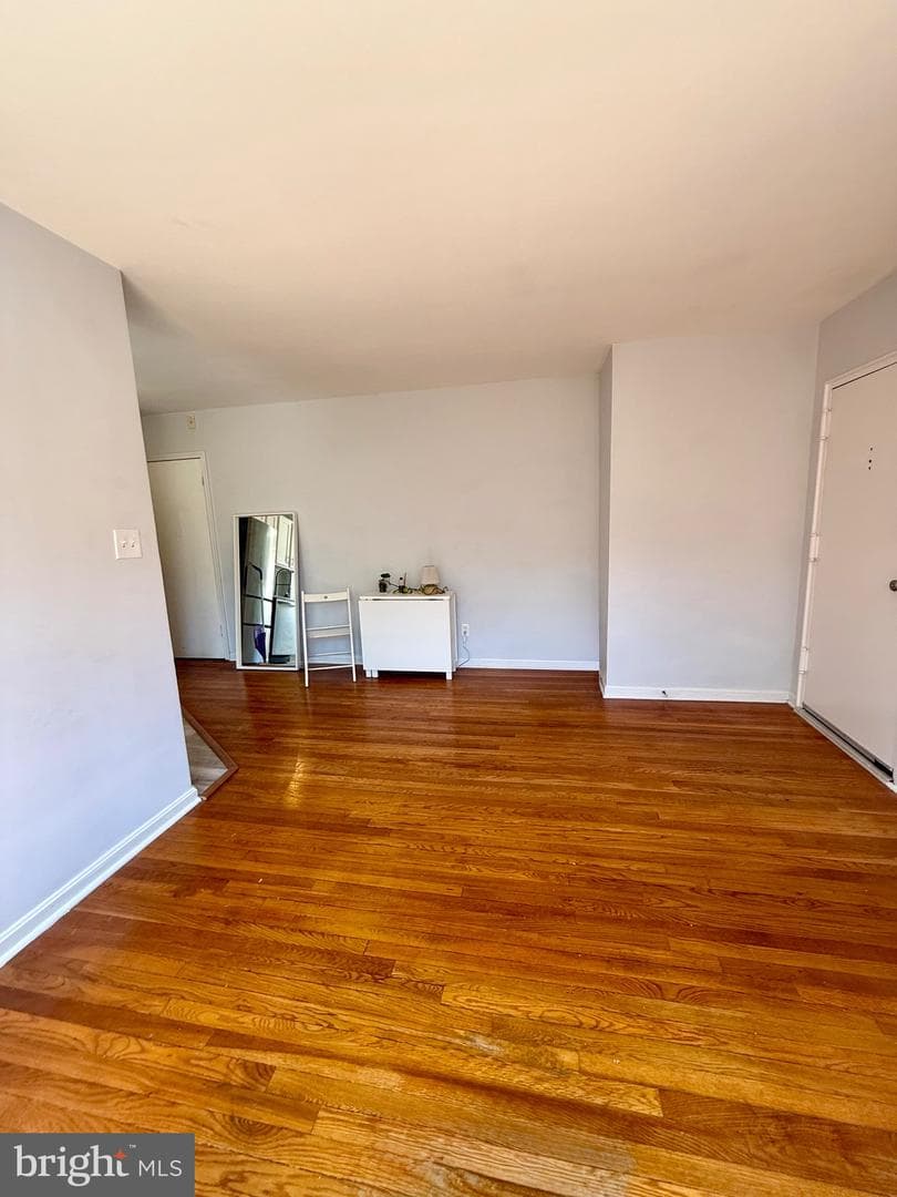 526 Kenyon Street NW #201 photo 6