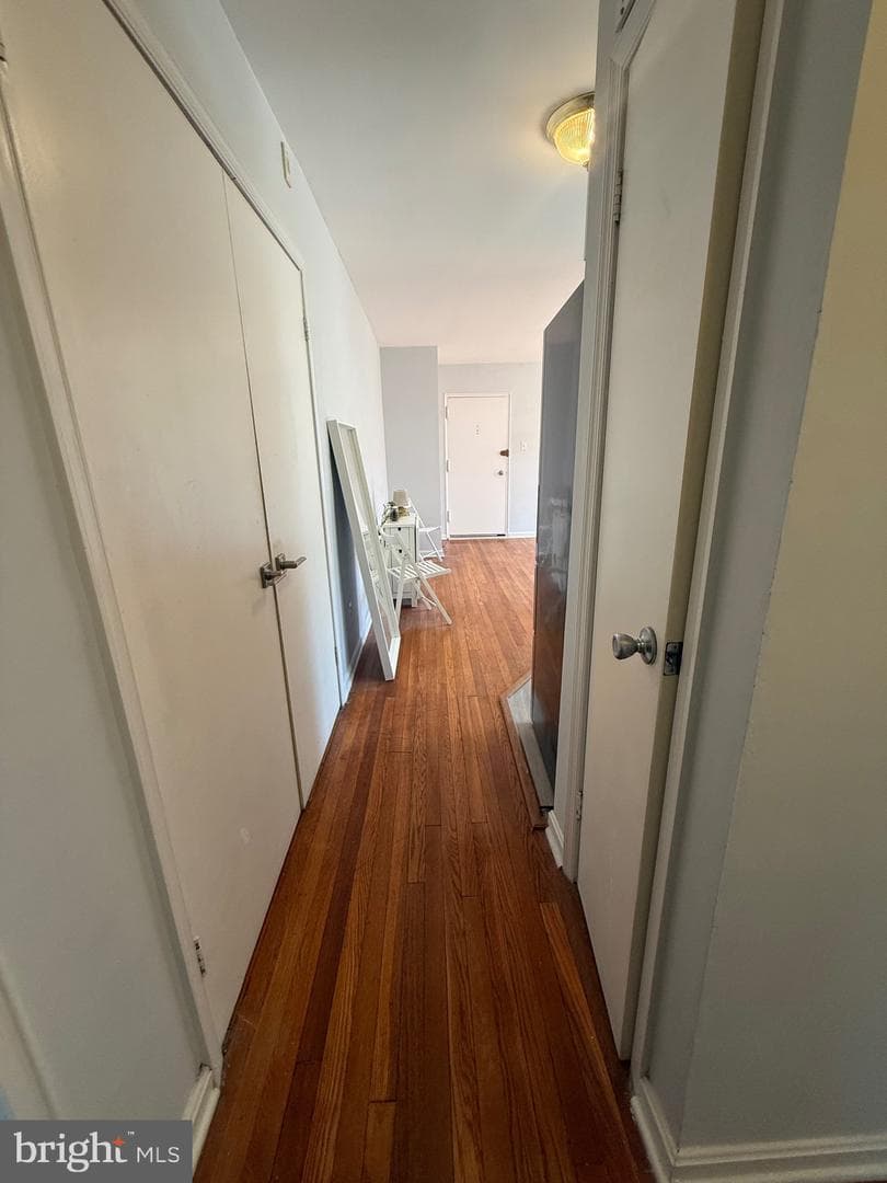 526 Kenyon Street NW #201 photo 9