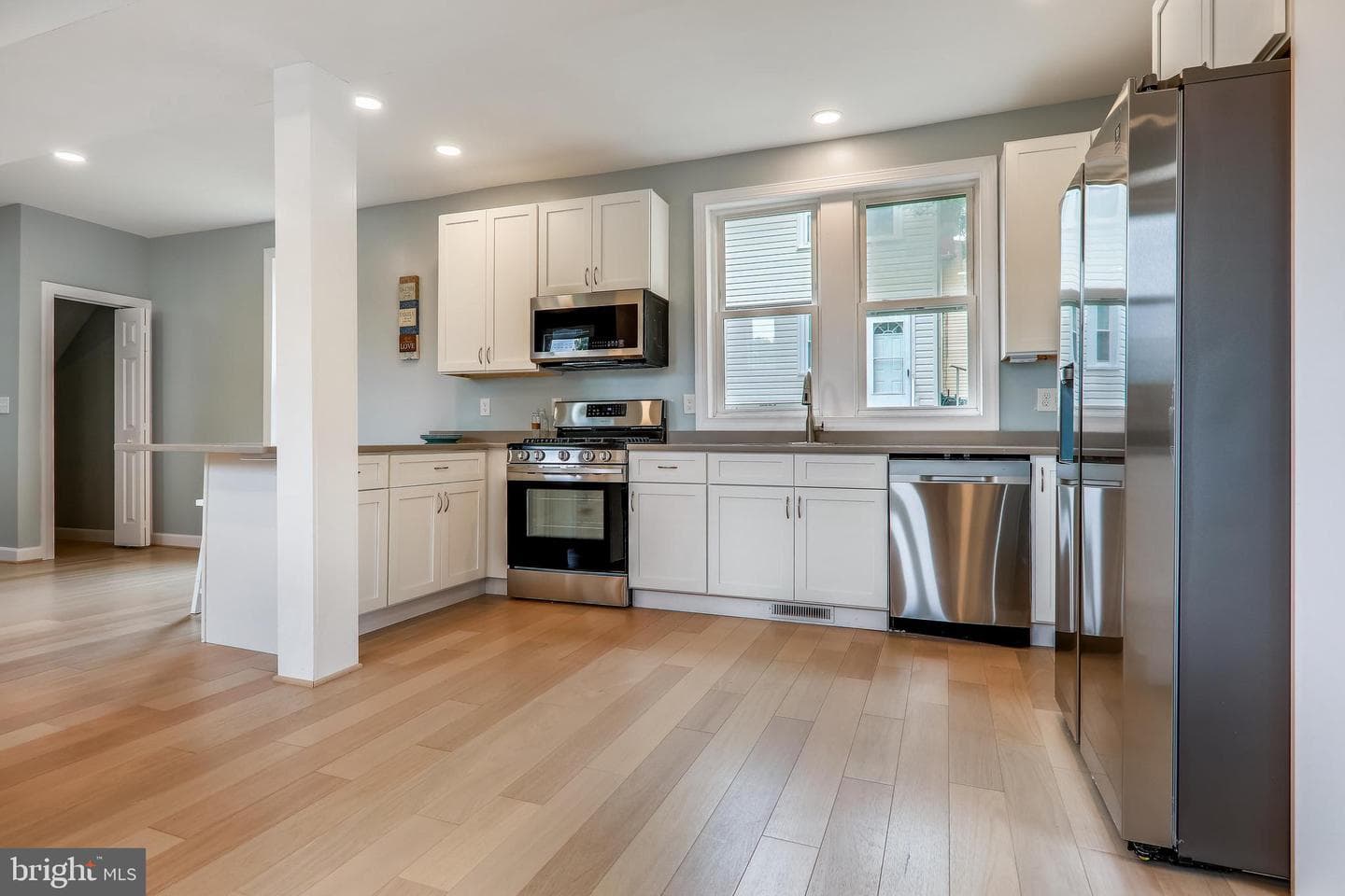 2841 Mills Avenue NE photo 5