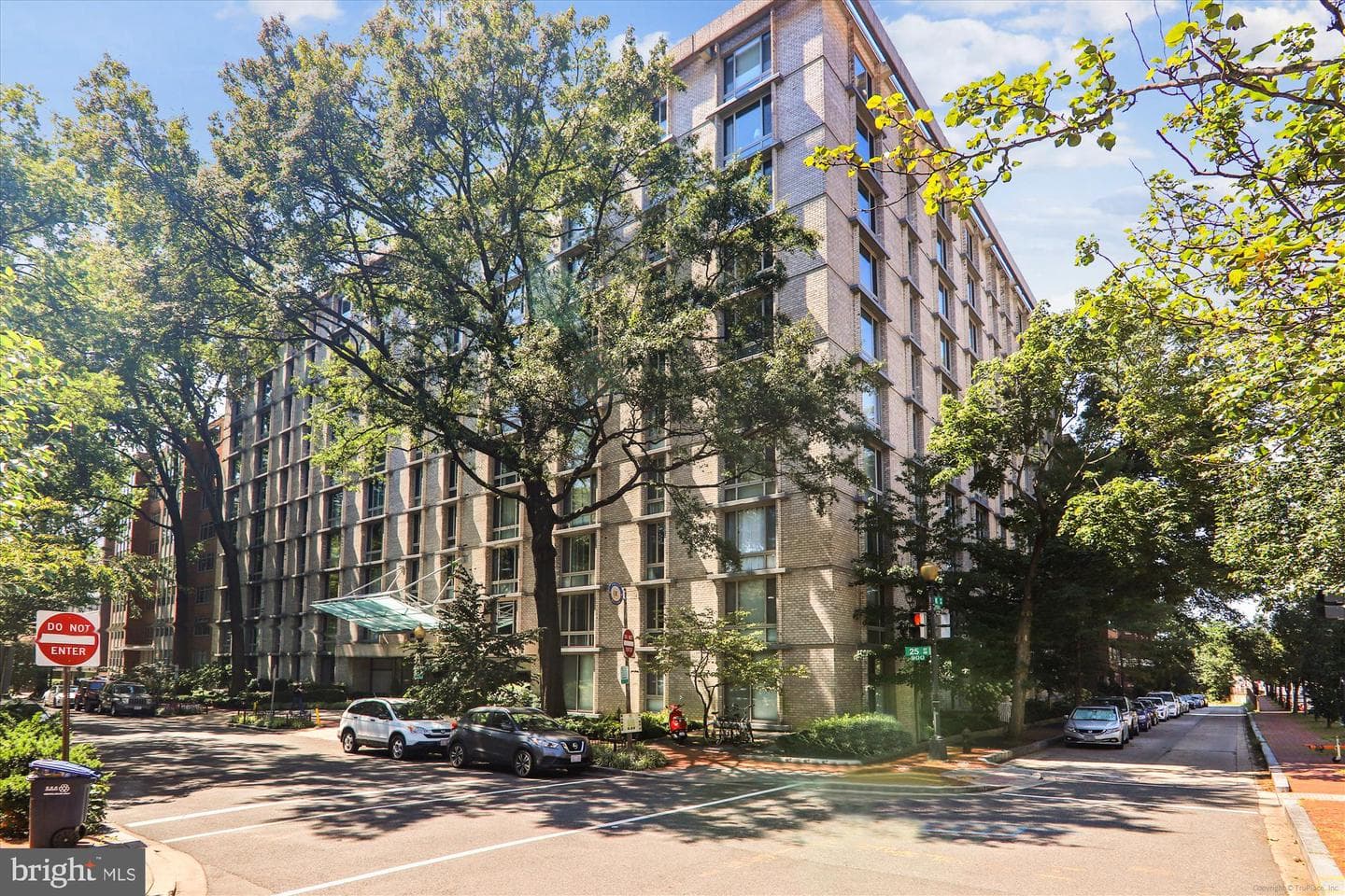 950 25th Street NW #709-N photo 28