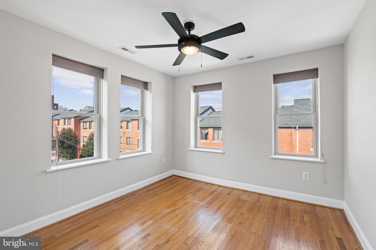 1427 Chapin Street NW #306 photo 19