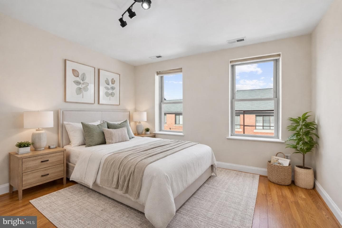 1427 Chapin Street NW #306 photo 22