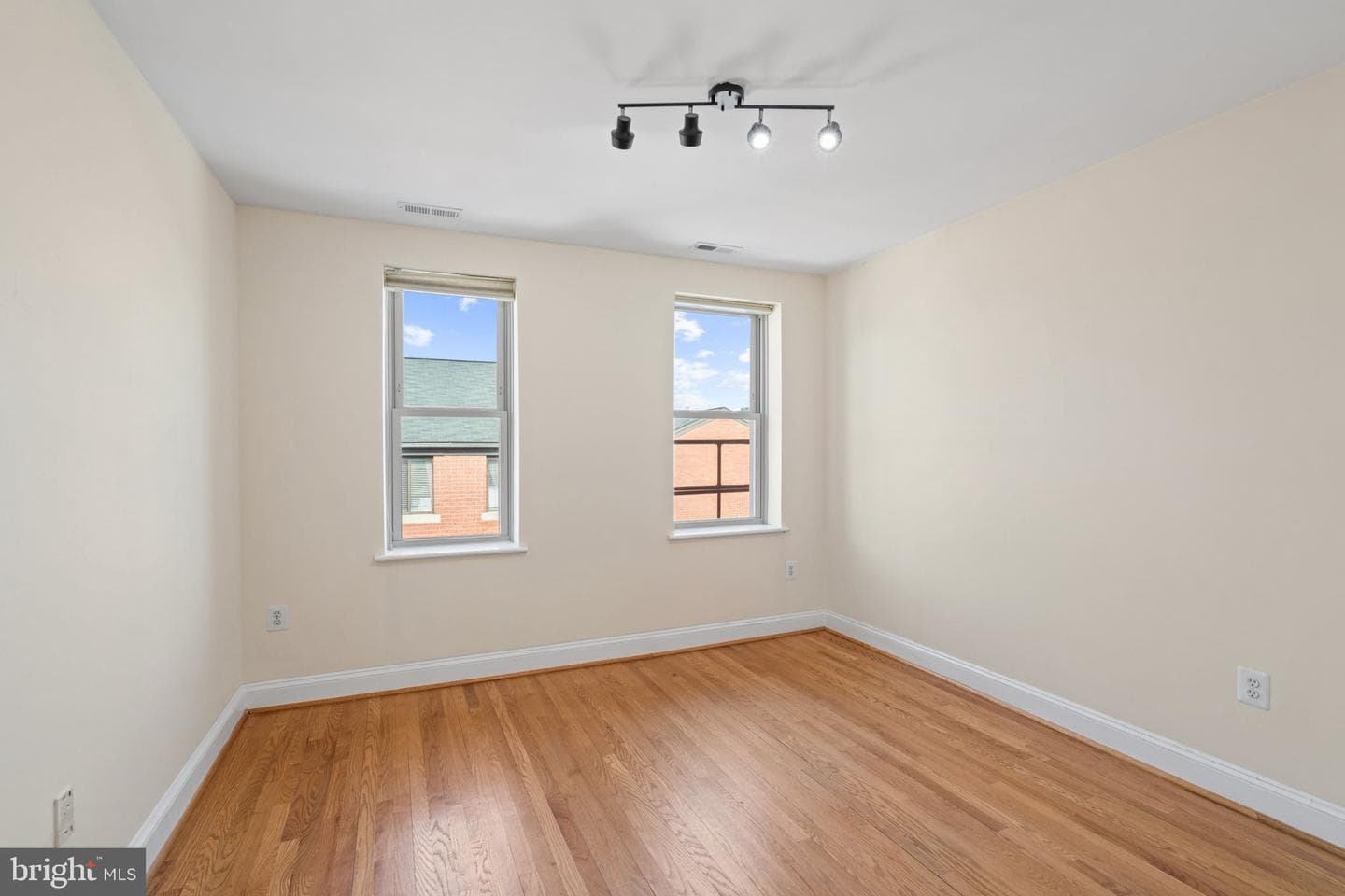 1427 Chapin Street NW #306 photo 24