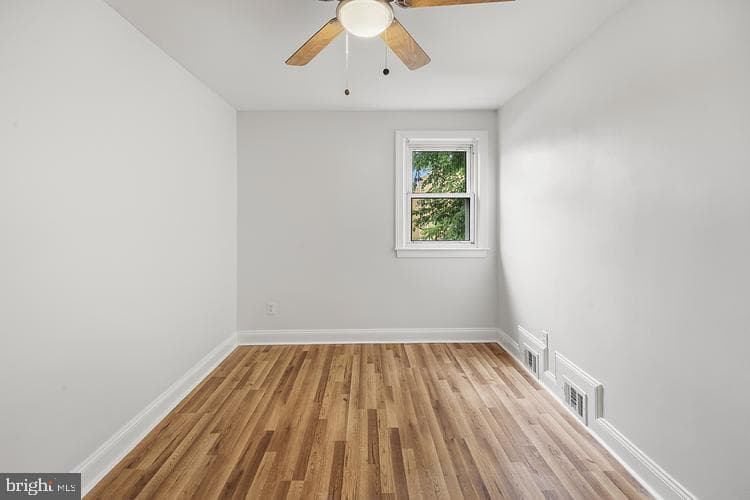 44 Crittenden Street NE photo 31