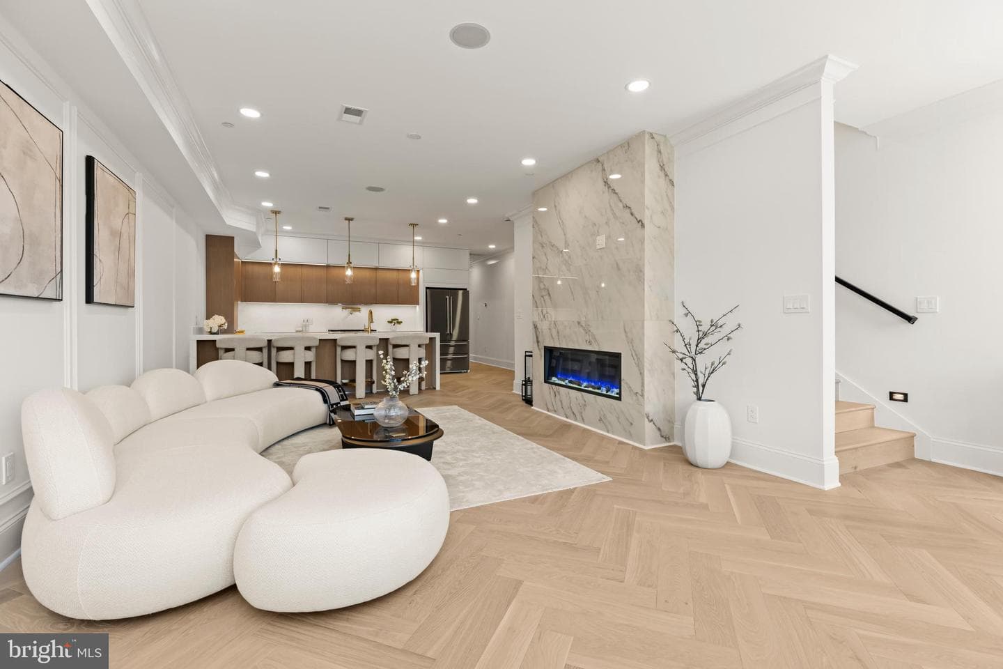 733 Euclid Street NW #303 photo 13