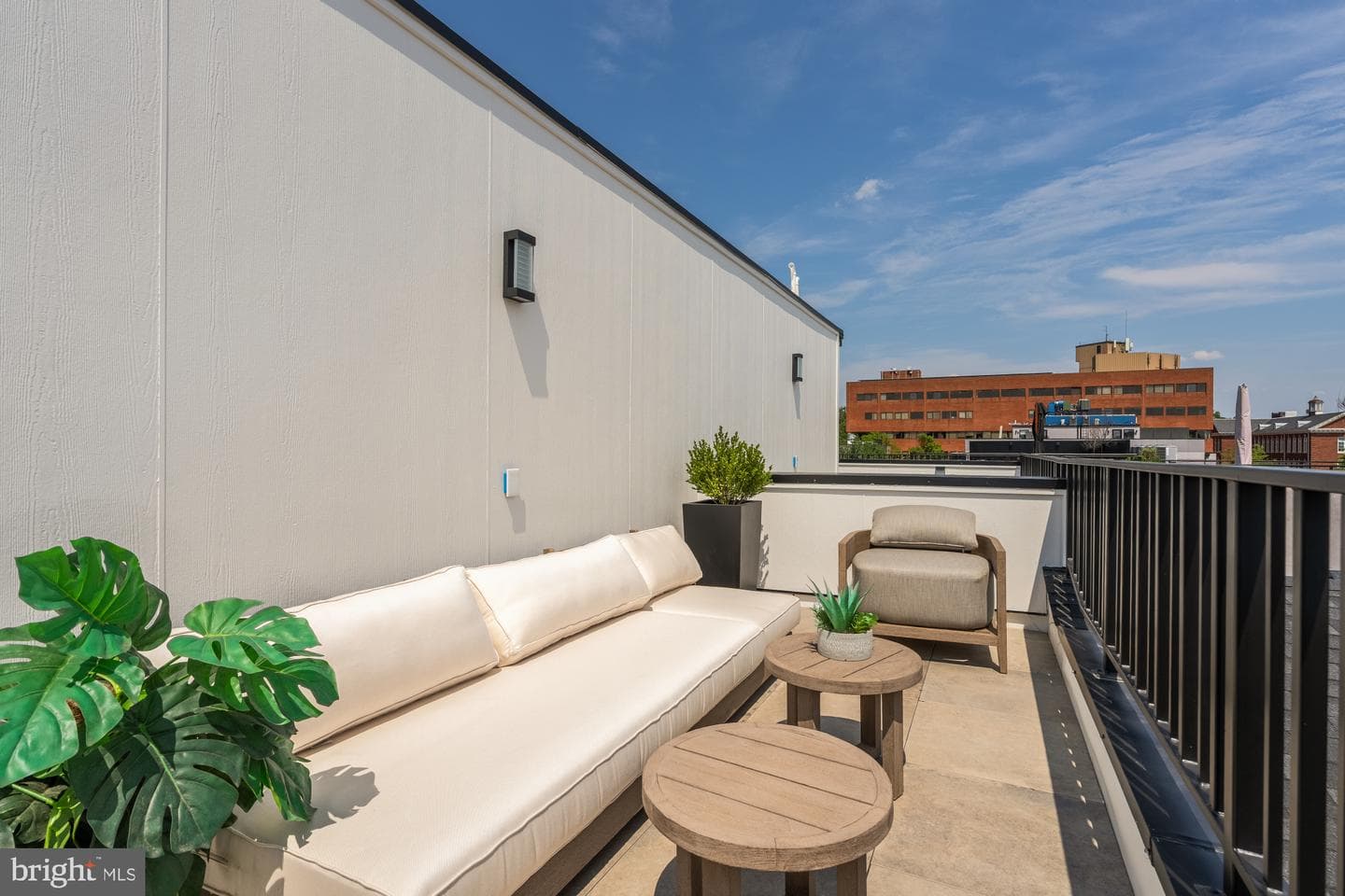 733 Euclid Street NW #303 photo 54