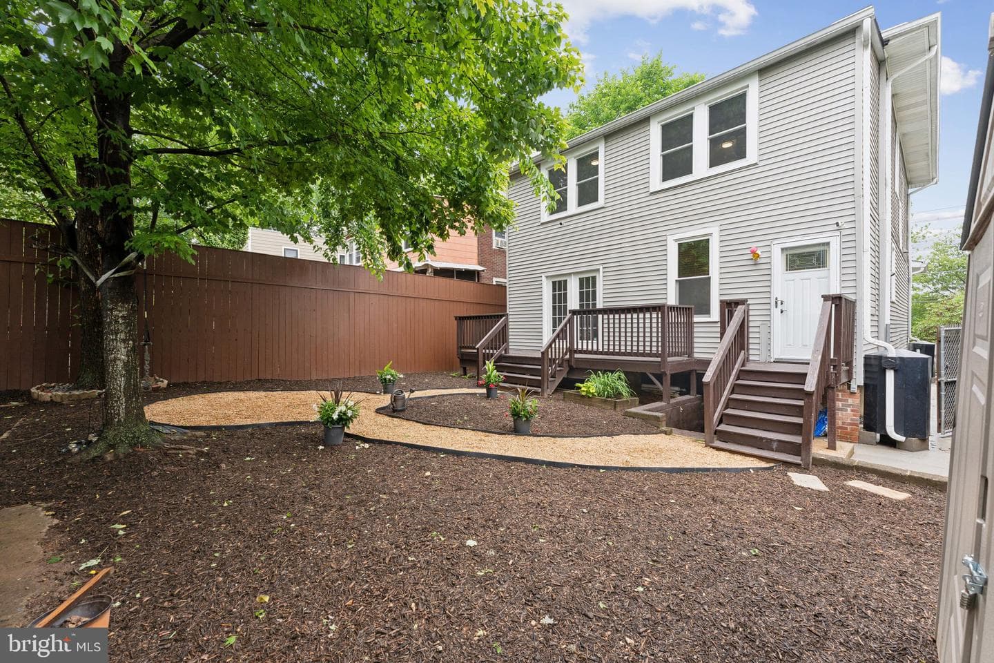 1843 Monroe Street NE photo 4