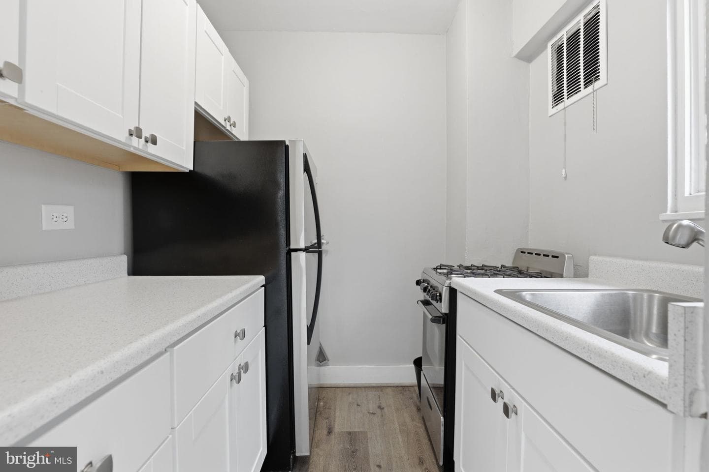 2720 Wisconsin Avenue NW #302 photo 9