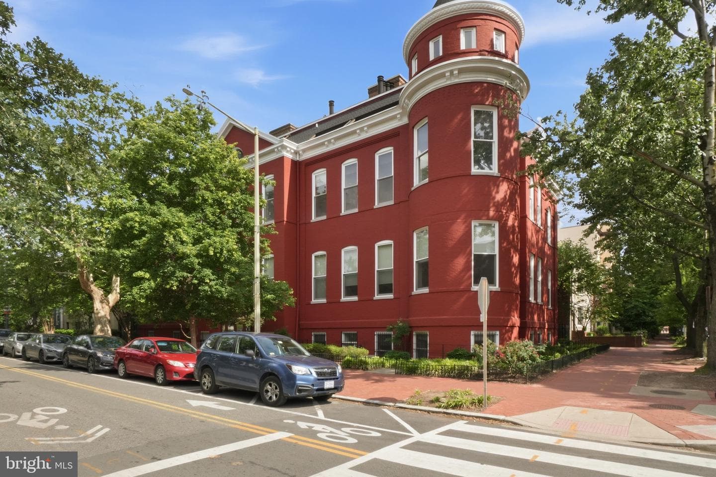 301 G Street NE #3, Washington