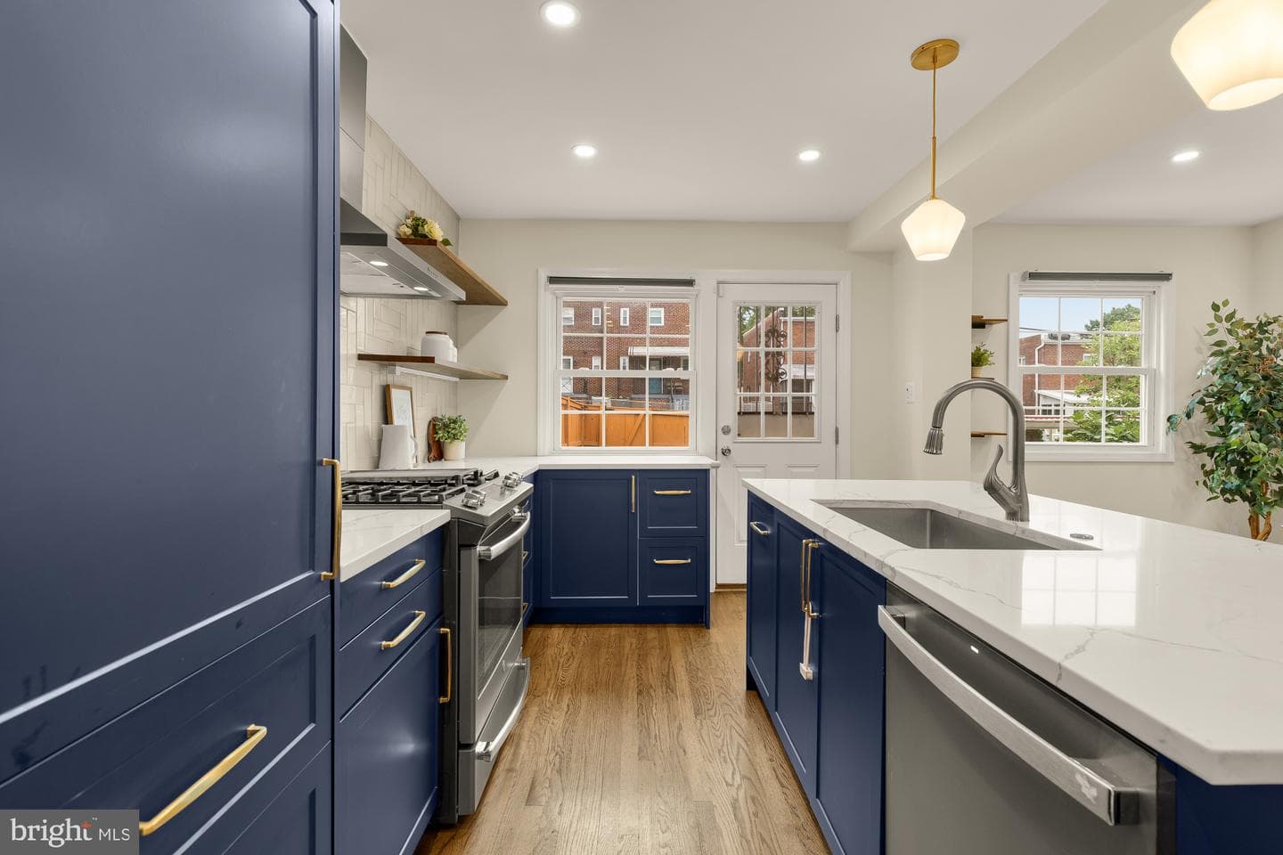 1408 Sheridan Street NW photo 11