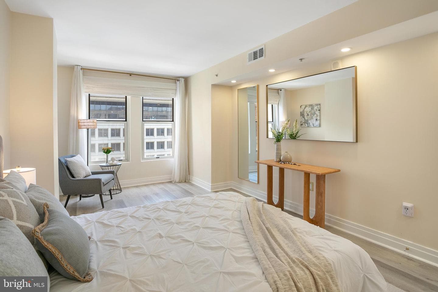 915 E Street NW #1105 photo 12
