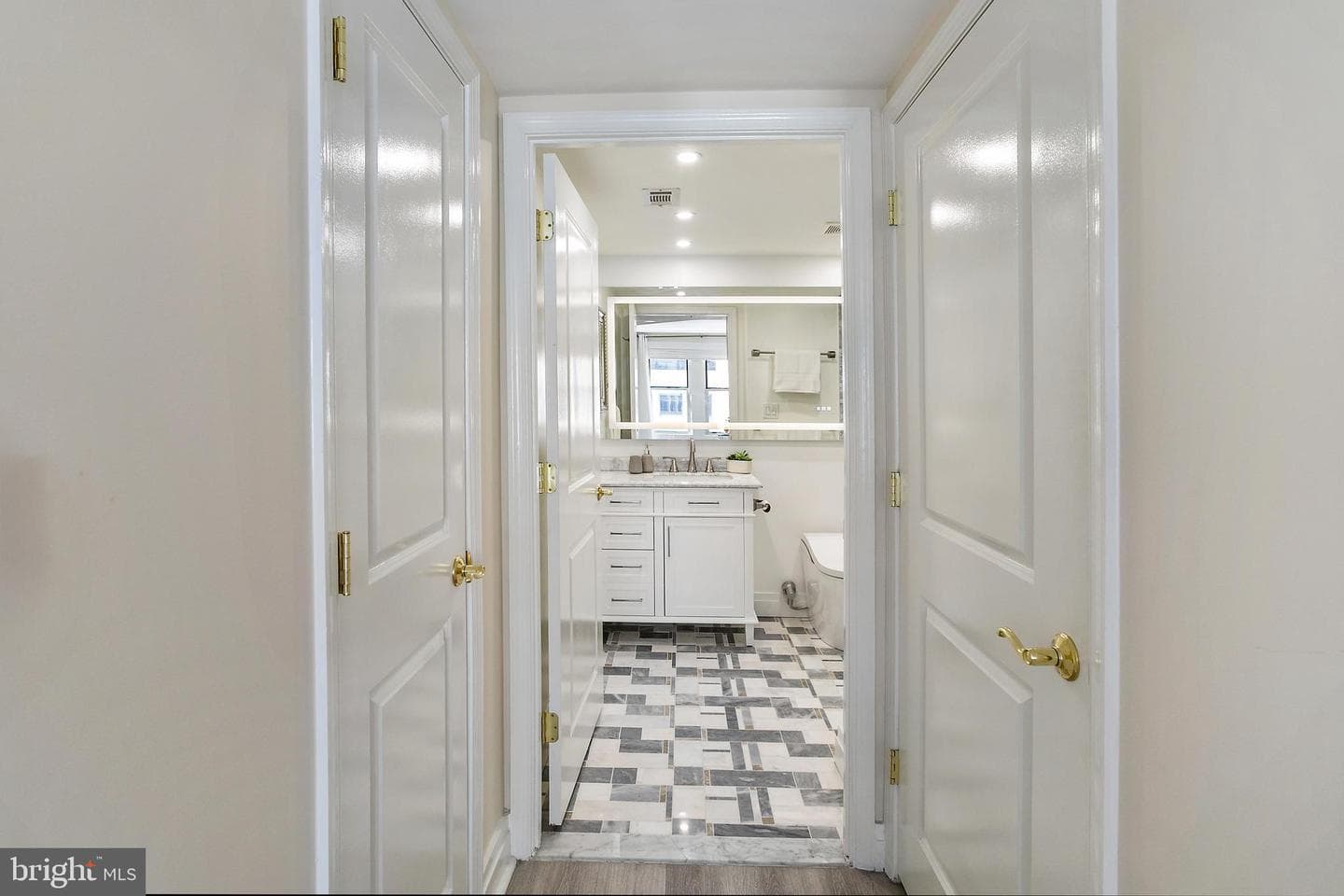 915 E Street NW #1105 photo 15