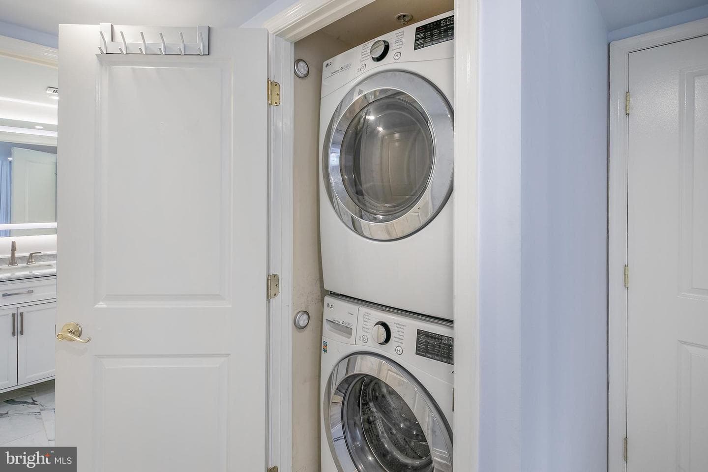 915 E Street NW #1105 photo 24