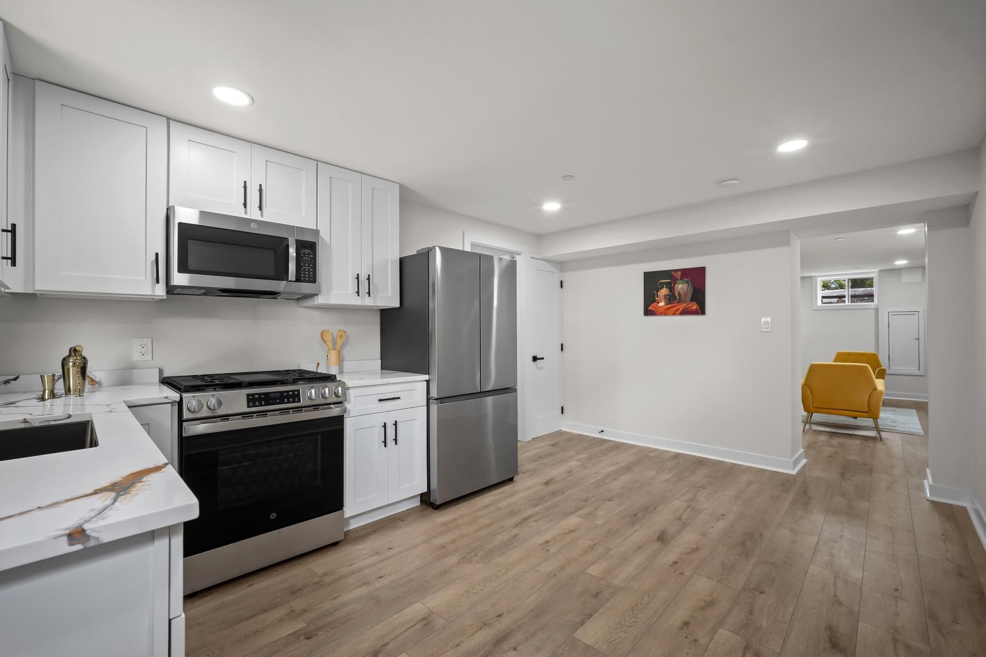 2831 Otis Street NE photo 54