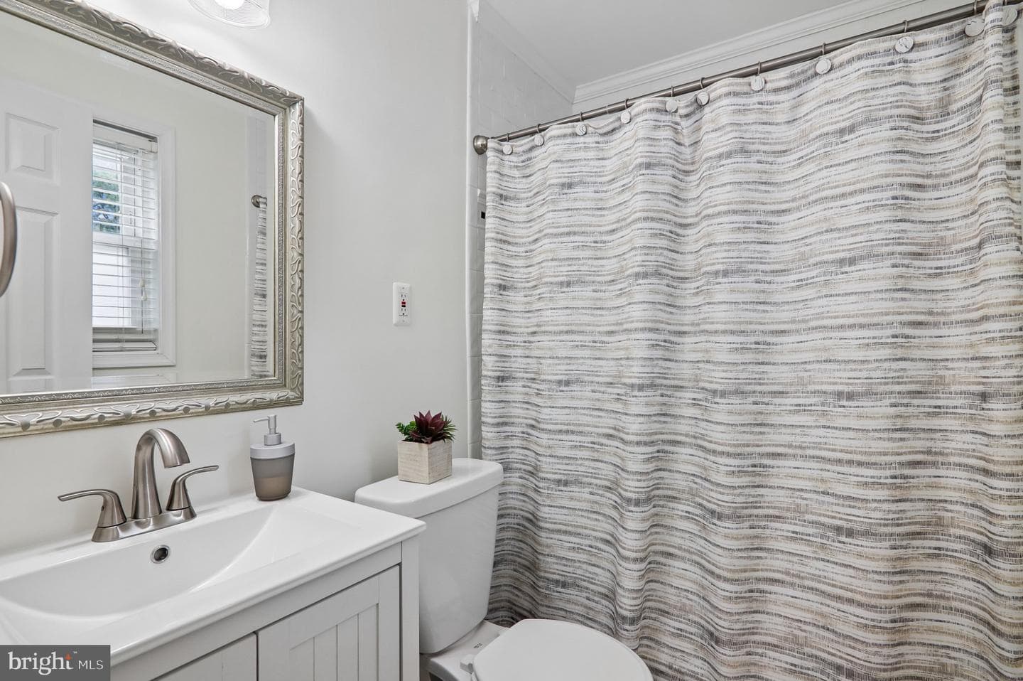 3103 Walnut Street NE photo 31