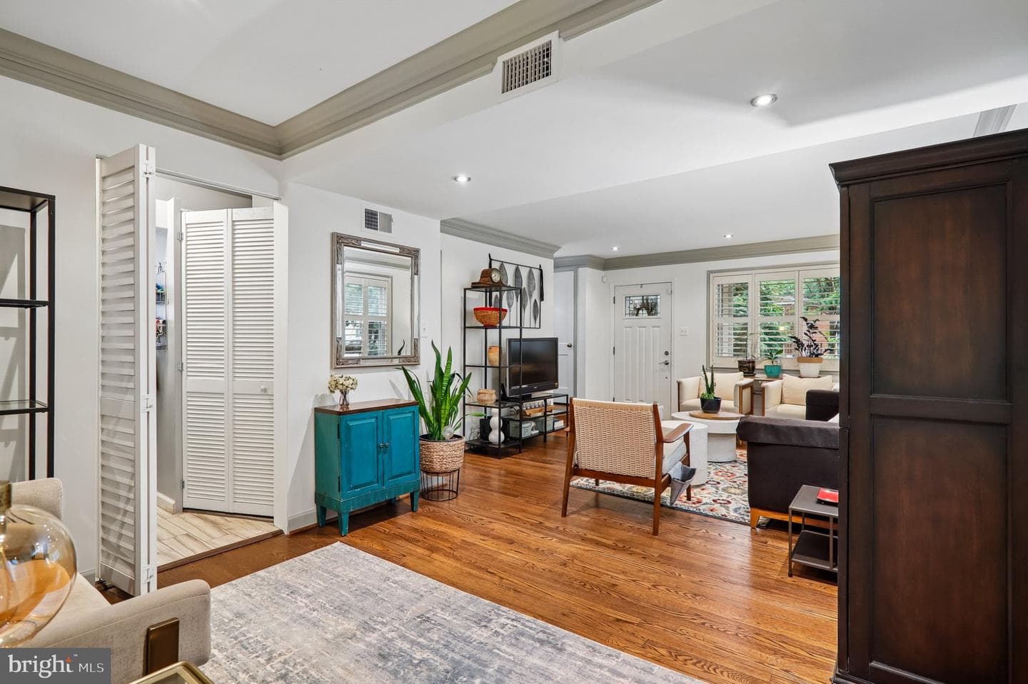 3103 Walnut Street NE photo 9