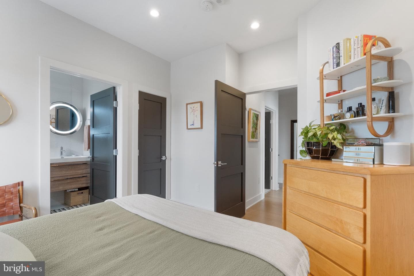 653 Irving Street NW #7 photo 17
