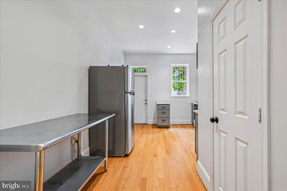 1261 Morse Street NE photo 13
