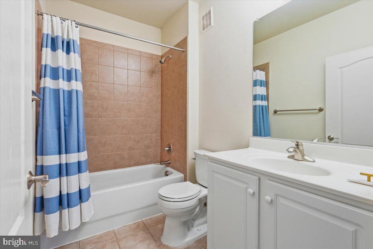 1451 Belmont Street NW #225 photo 30