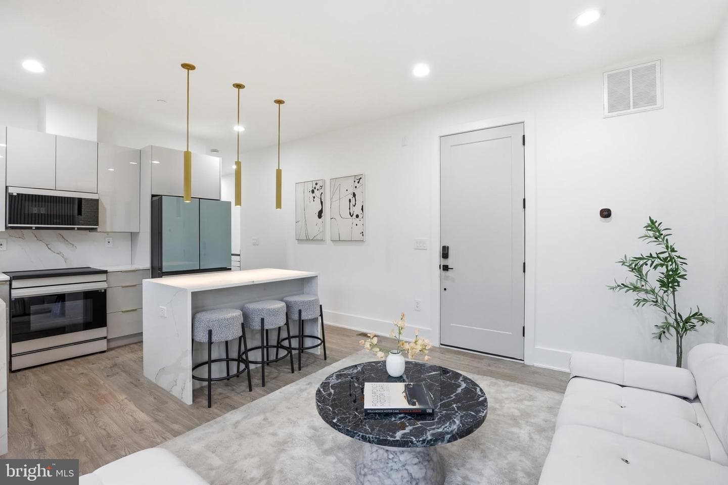 1140 Oates Street NE #101 photo 29