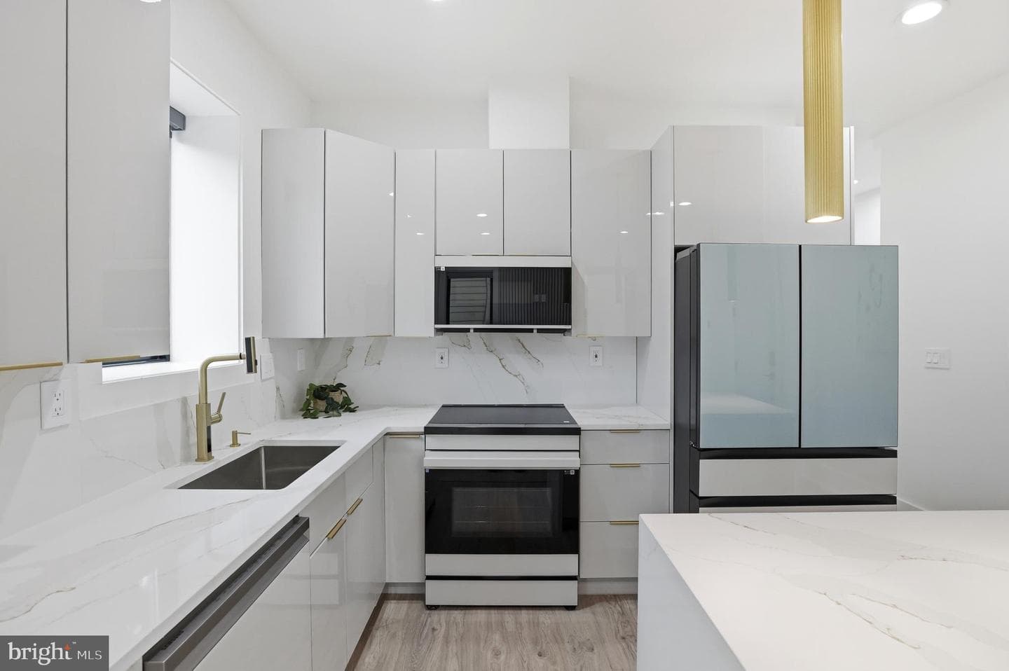 1140 Oates Street NE #101 photo 34