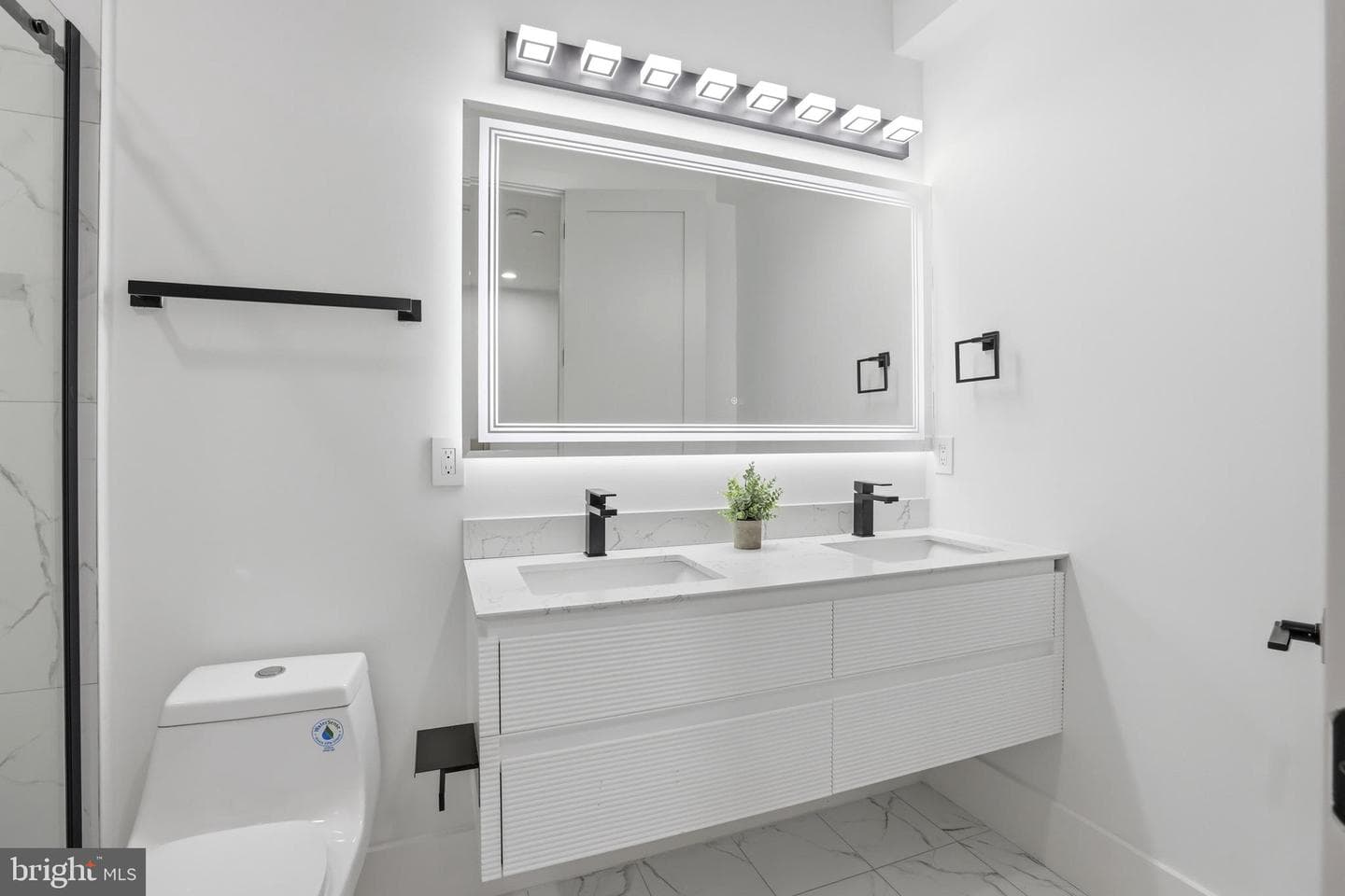 1140 Oates Street NE #101 photo 44