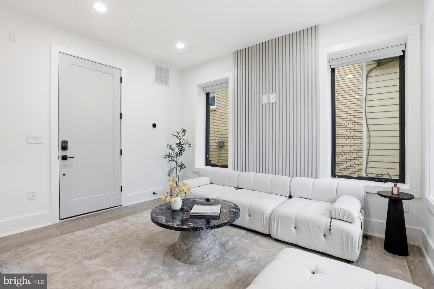 1140 Oates Street NE #101 photo 8