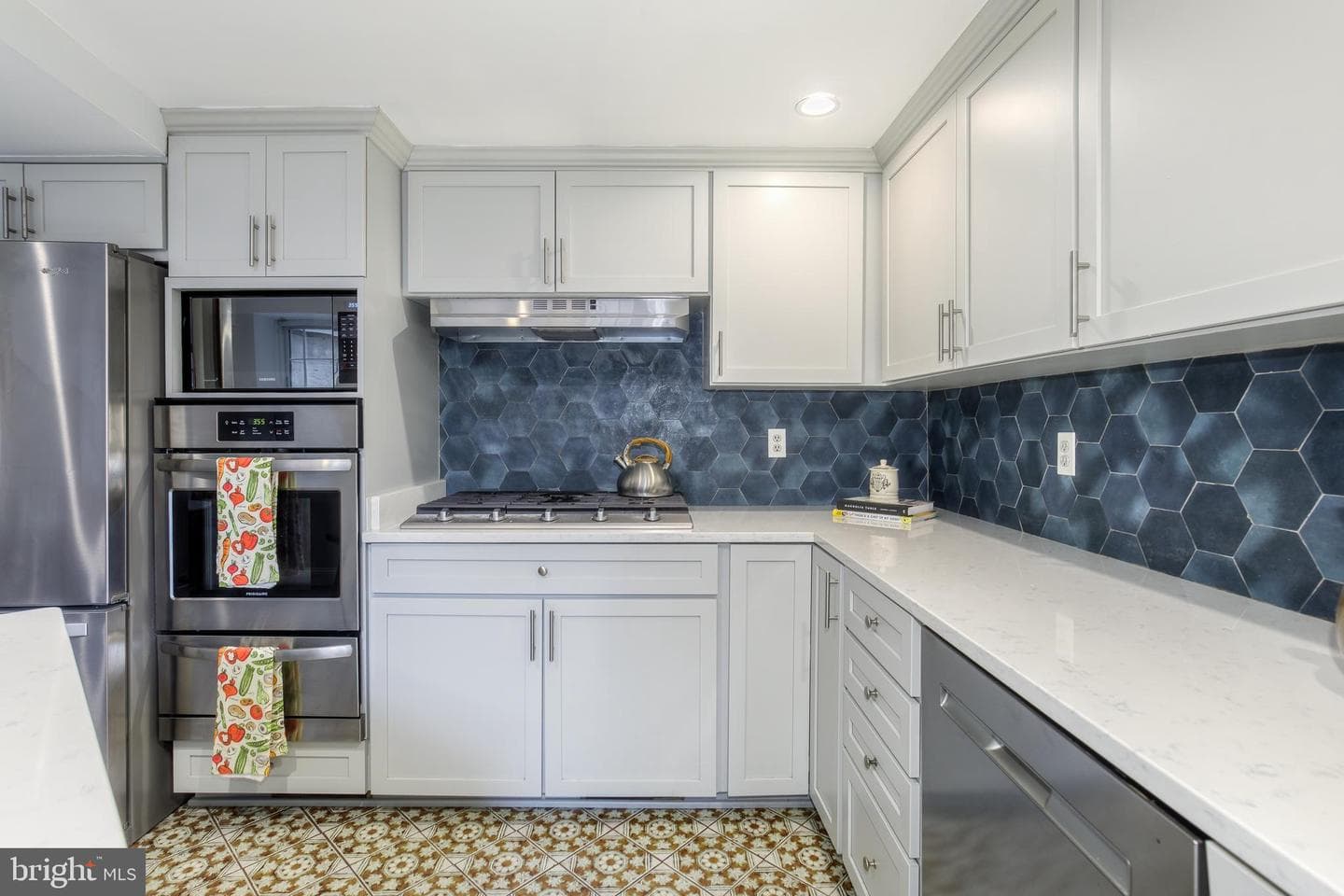 629 5th Street NE photo 16