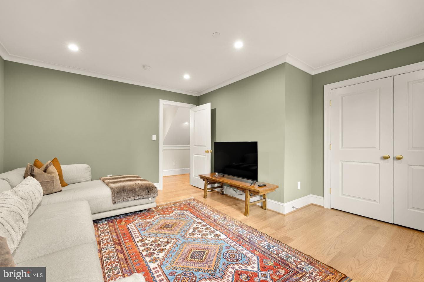 5537 Hawthorne Place NW photo 82