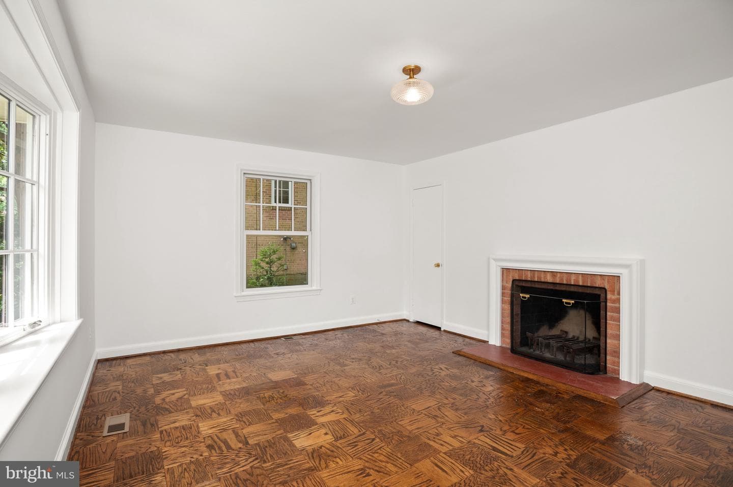 2816 Arizona Terrace NW photo 24