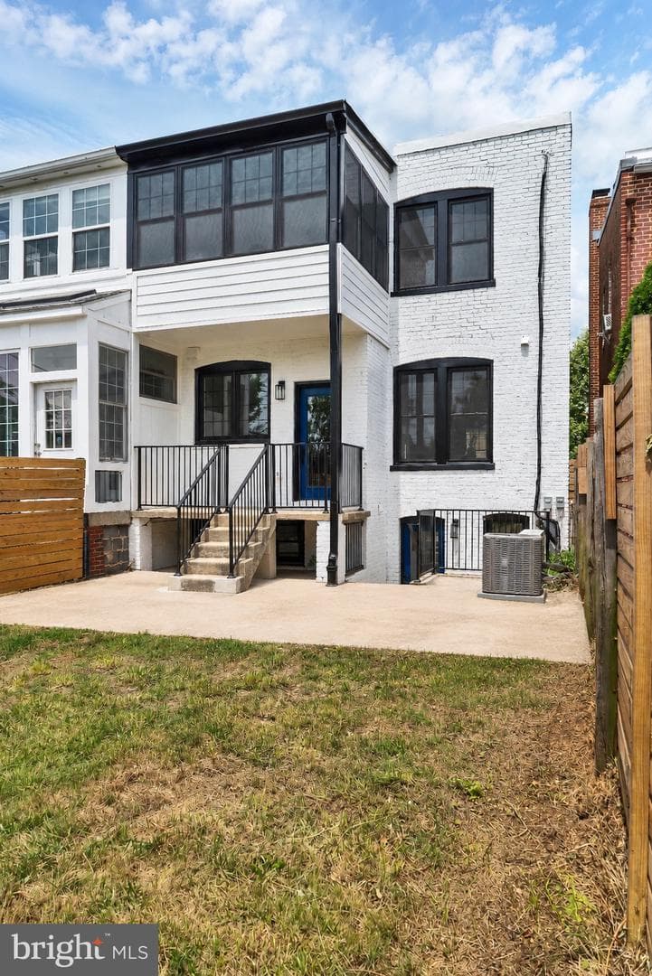 518 Randolph Street NW photo 45