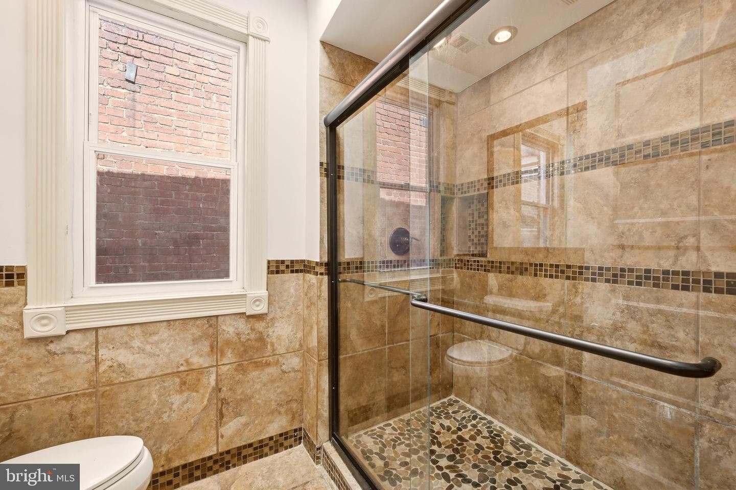 1402 Perry Place NW photo 18