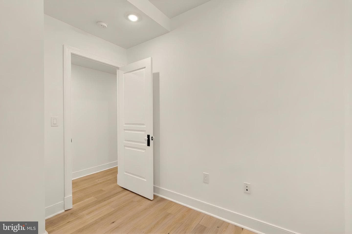 1737 11th Street NW #102 photo 38