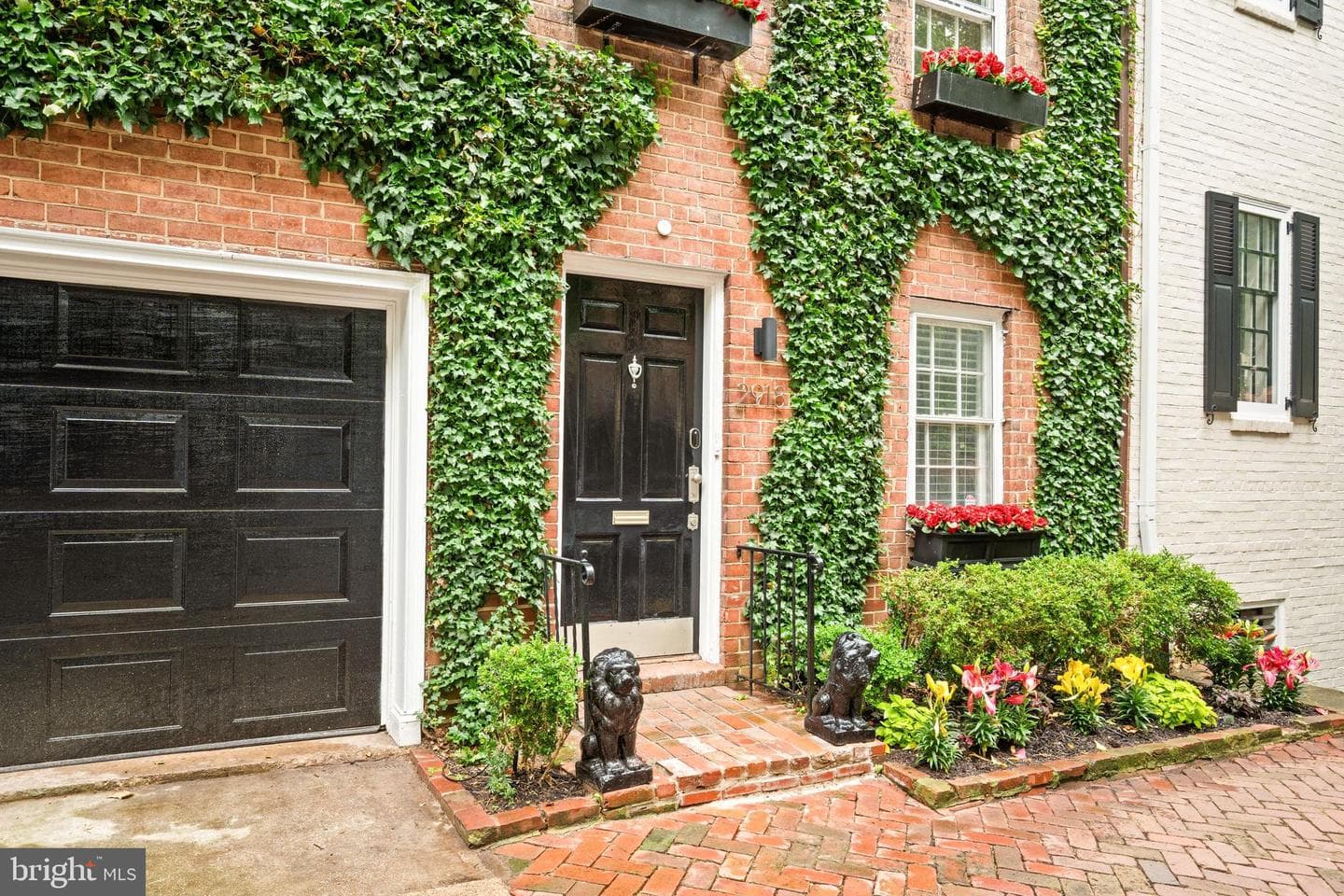 2918 O Street NW, Washington
